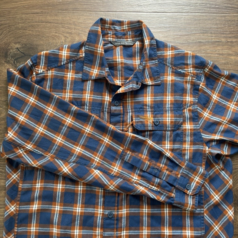 Sitka Gear Plaid Blue Orange White Flannel Long Sleeve Button-Down Shirt Men's L